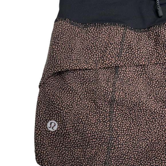 Lululemon Speed Short 4 Way Stretch *2.5" 4 Chakra Print Henna Black Running - Picture 3 of 6